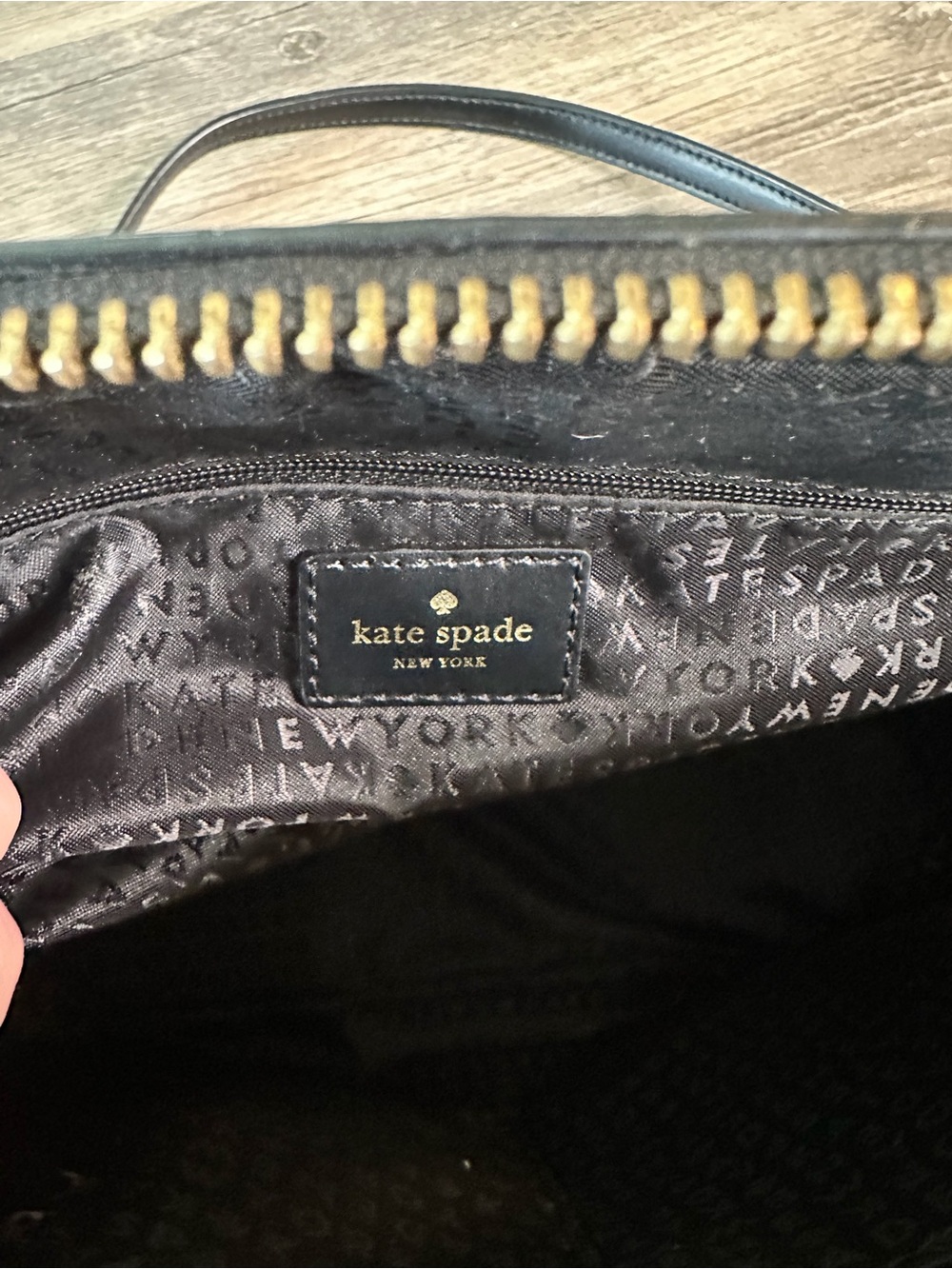 Kate Spade Cedar Street Maise Black White Gingham Satchel Crossbody Bag EUC - Picture 4 of 7